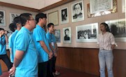 区党史陈列馆迎来石门海螺水泥有限责任公司参观