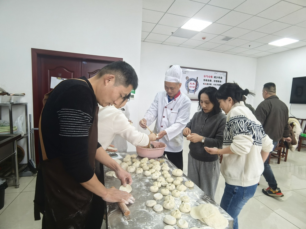 f2a3cedf388eada80af44c2b90aa9d75