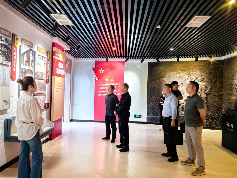 市委党史研究室调研鼎城史志工作